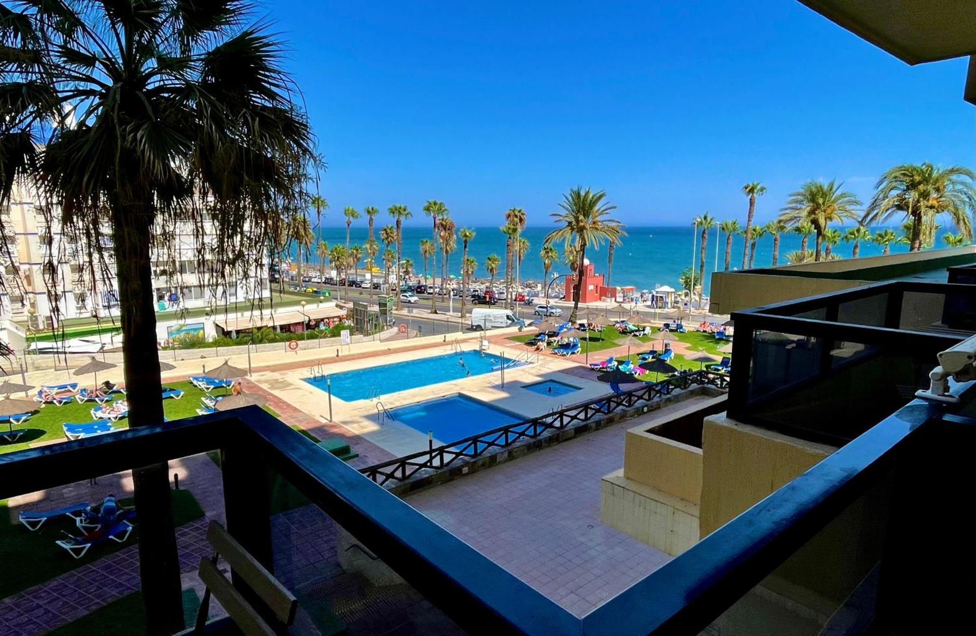 Aloha Playa Vistas Al Mar Leilighet Benalmádena Eksteriør bilde